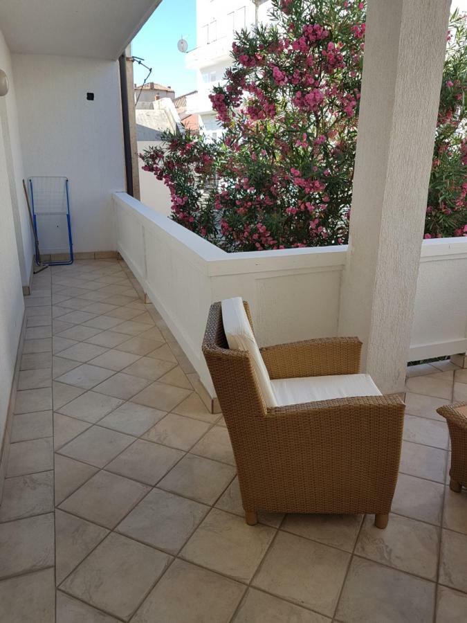 Villa Spanjol Rab Town Bagian luar foto