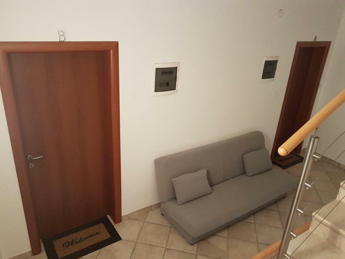 Villa Spanjol Rab Town Bagian luar foto